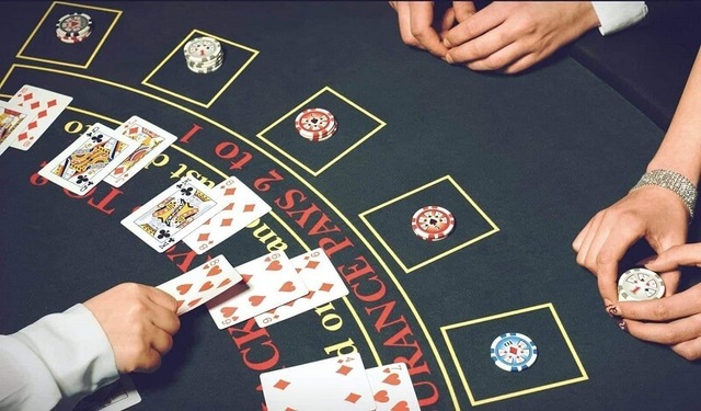 Chia sẻ về cách chơi xì dách đầy đủ